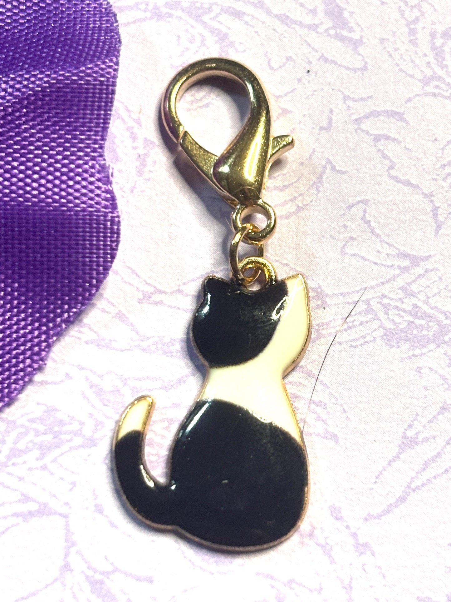 Floral Cat Purse Charm Bag Charm Bookbag Charm Zipper Pull Gold Cat Clip Cute Cat Lover Gift Calico Tabby Floral Cat Accessory