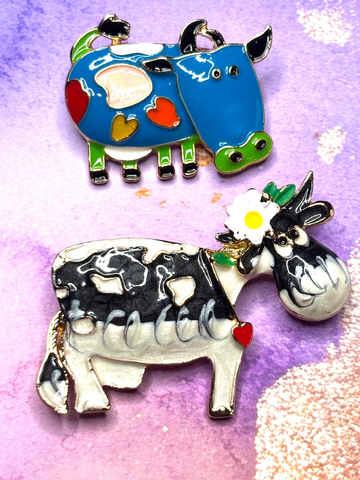 Cow Broaches Pins Colorful and Black and White Cow Jewelry Cute Farm Animal Broach Accessories Fun Cow Pins for Women