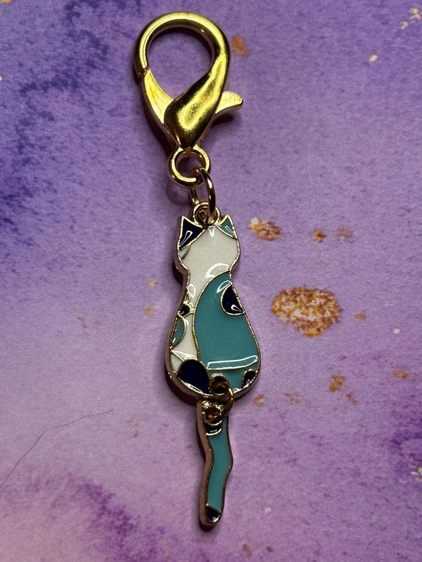 Silhouette Cat Purse Charm Enamel Cat Bag Charm Dangly Tail Kitty Keychain Zipper Pull Colorful Cat Gift Gold Lobster Clasp Cat lovers