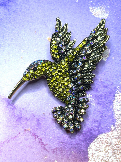 Rhinestone Bird Broaches Pins Sparkling Hummingbird Peacock and Flamingo Jewelry Colorful Gem Bird Broach Cute Pins for Women