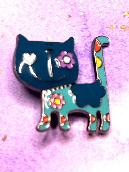 Flower Power Cat Broaches Pins Colorful Baked Enamel Kitty Jewelry Retro Floral Cat Broach Fun Feline Accessories in 4 Bright Options