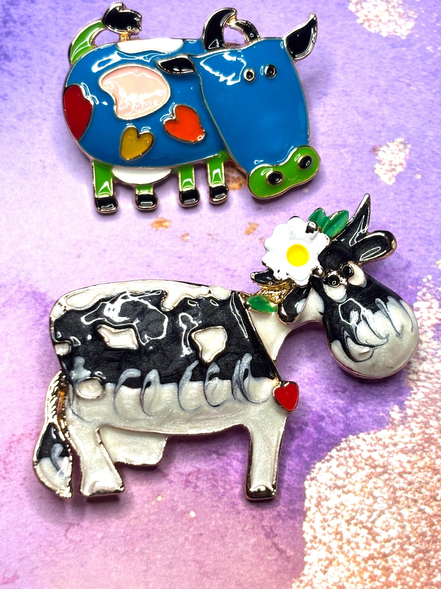 Cow Broaches Pins Colorful and Black and White Cow Jewelry Cute Farm Animal Broach Accessories Fun Cow Pins for Women