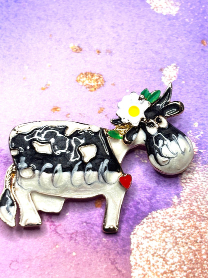 Cow Broaches Pins Colorful and Black and White Cow Jewelry Cute Farm Animal Broach Accessories Fun Cow Pins for Women
