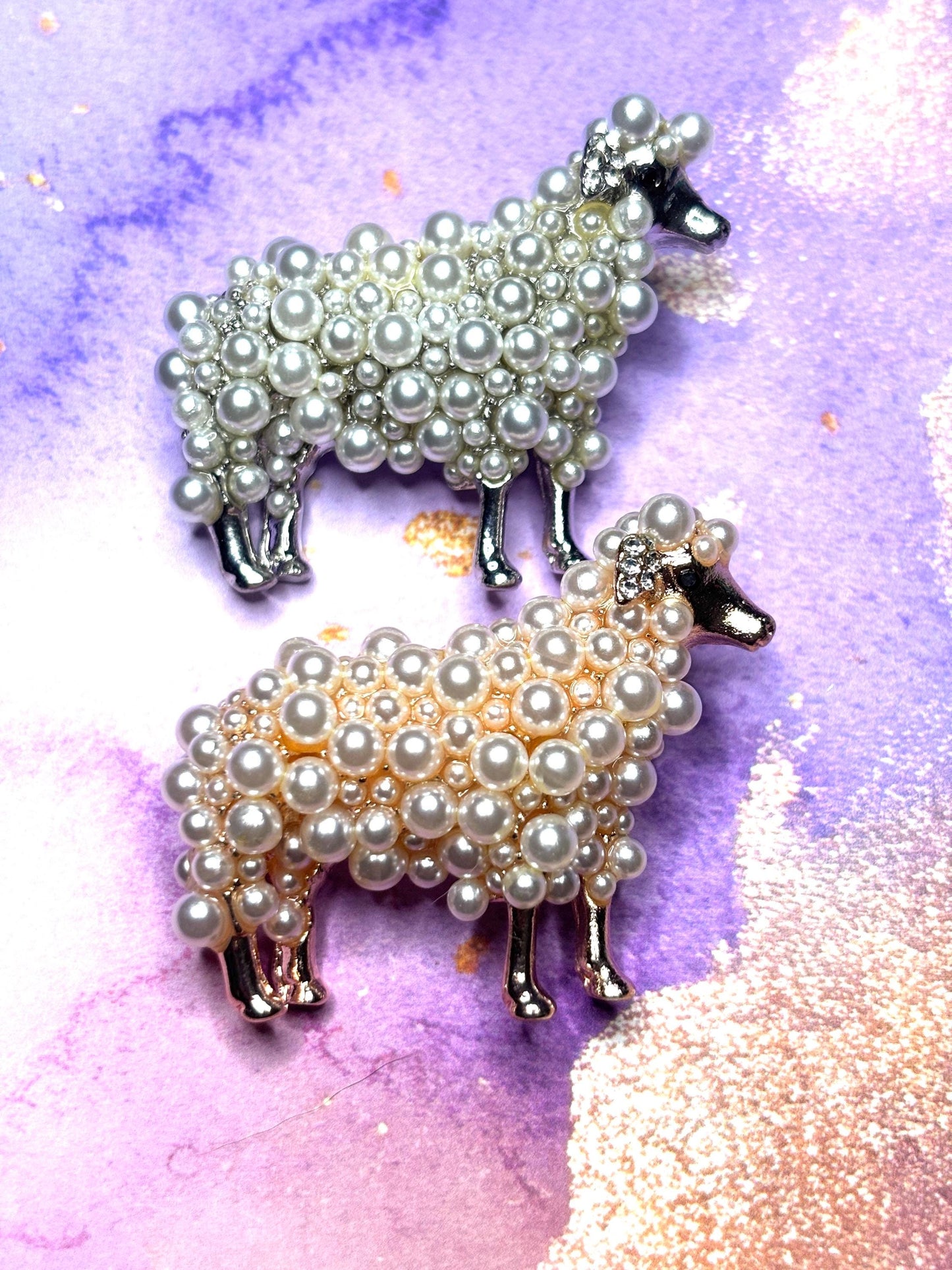 Pearl Sheep Broaches Pins Cute Farm Animal Jewelry Adorable Sheep Lover Gifts Pastel Pink and White Beaded Broach for Women