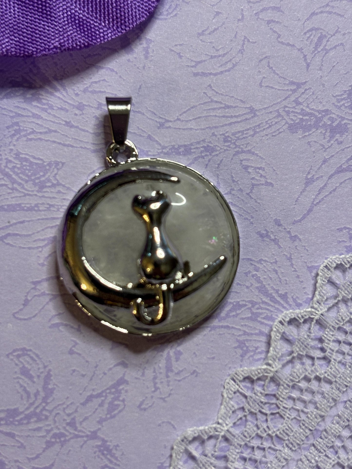 Silver Cat and Moon Pendant on 18 Inch 925 Silver Chain Cabochon Jewelry with Black Green Rose Moonstone Tiger Eye and More