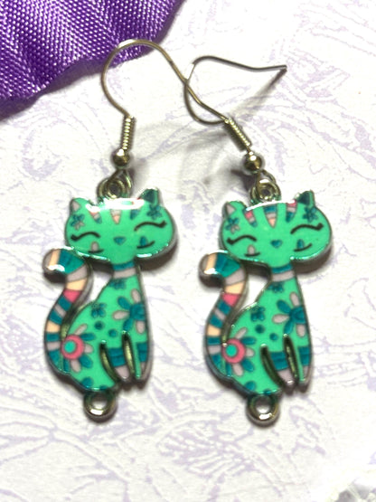 Sassy Cat Earrings Enamel Cat Jewelry for Women Hypoallergenic Cat Lover Gift Cute Cat Earrings Lightweight Animal Theme Accessories