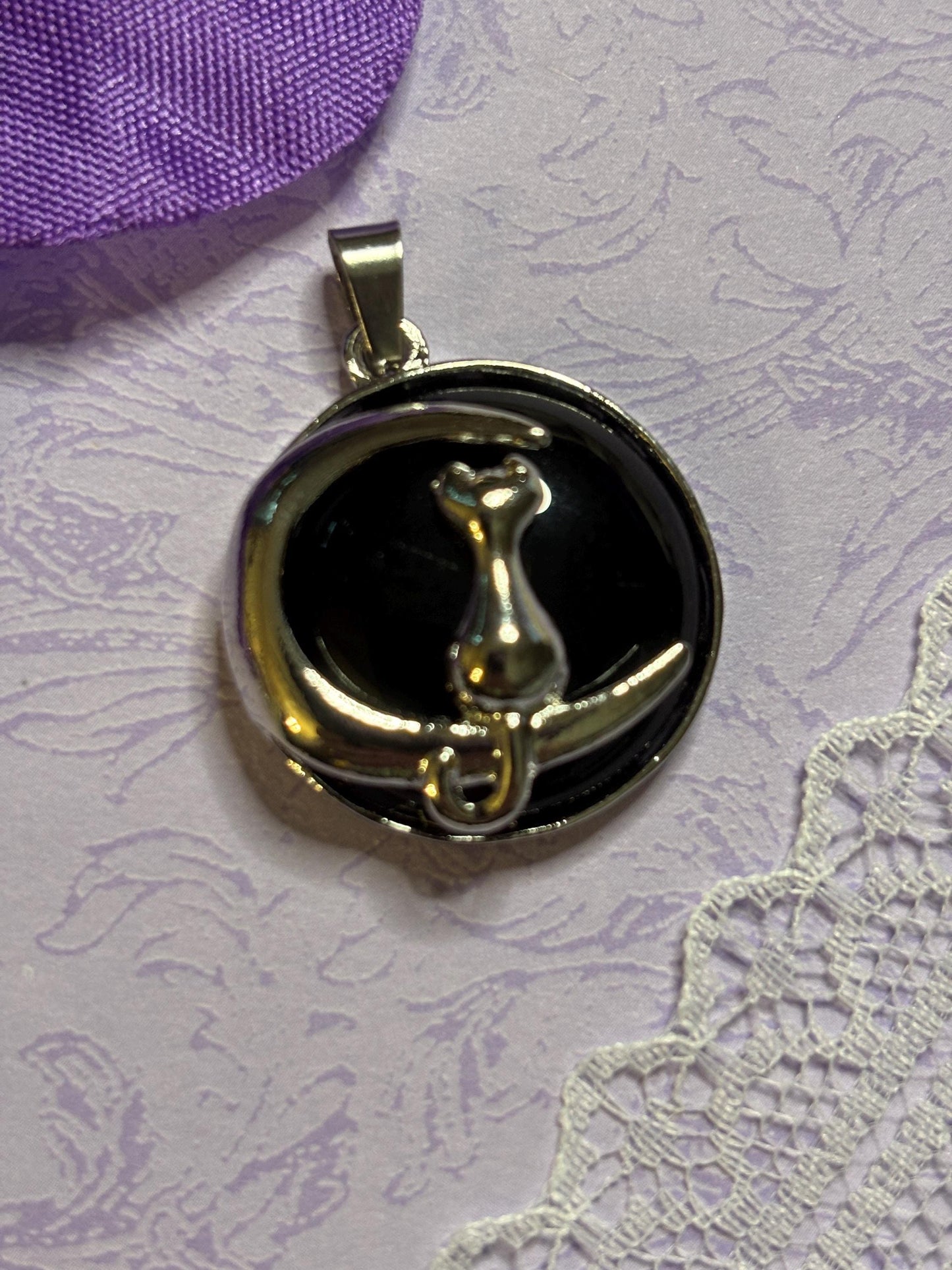 Silver Cat and Moon Pendant on 18 Inch 925 Silver Chain Cabochon Jewelry with Black Green Rose Moonstone Tiger Eye and More