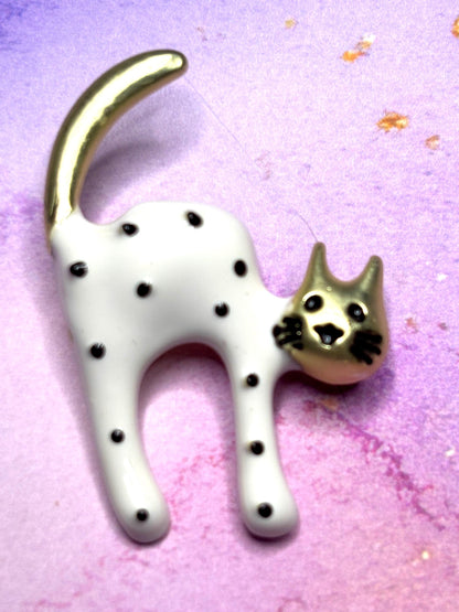 Polka Dot Cat Broaches Pins Colorful Cat Jewelry Cute Spotted Kitty Broach Fun Animal Accessory with 4 Unique Cat Styles for Women