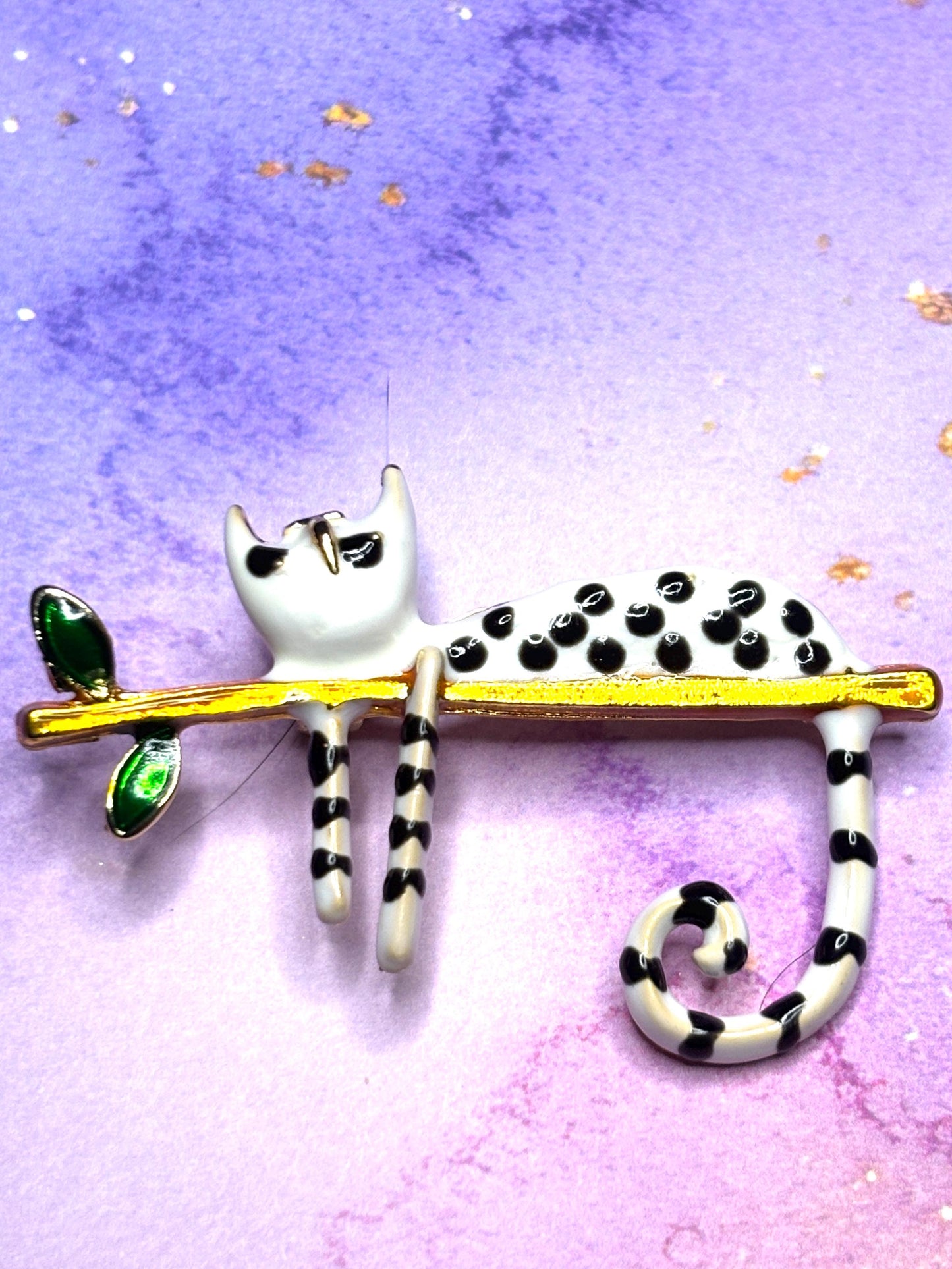 Polka Dot Cat Broaches Pins Colorful Cat Jewelry Cute Spotted Kitty Broach Fun Animal Accessory with 4 Unique Cat Styles for Women